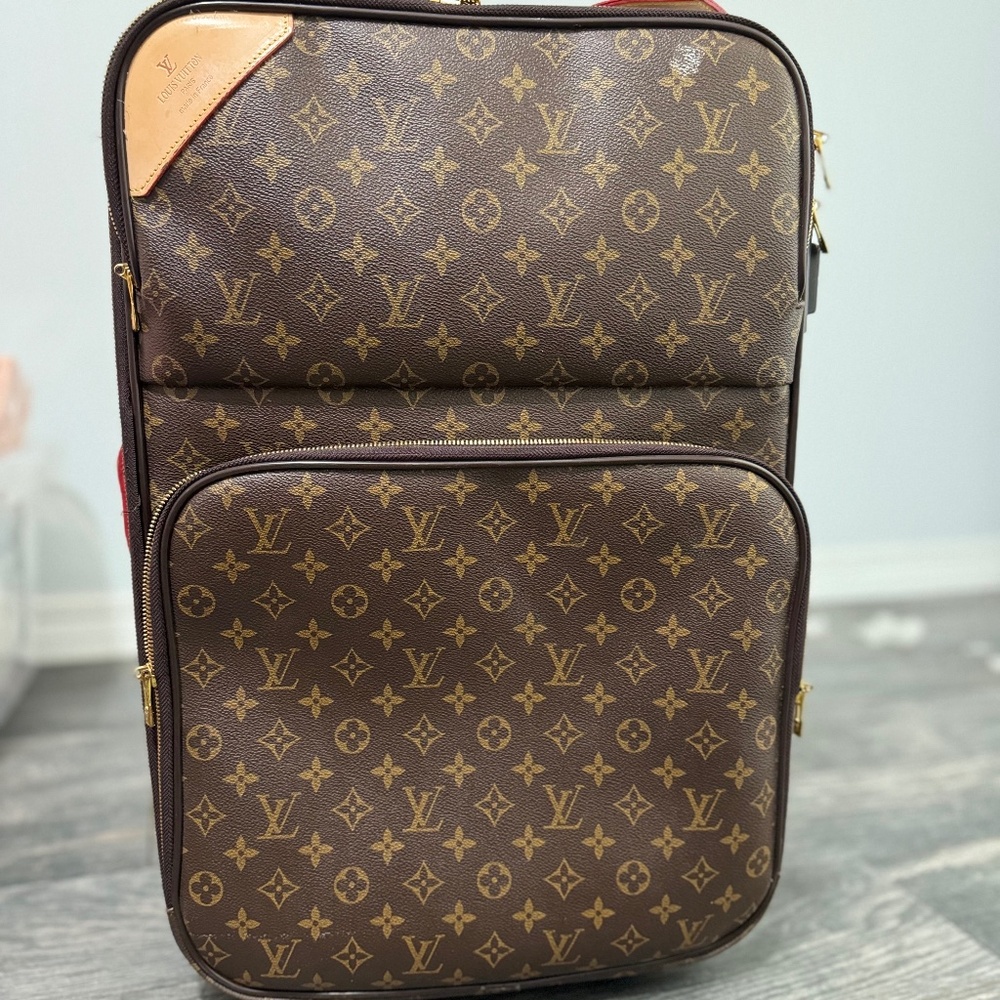 Louis Vuitton Roller Bag